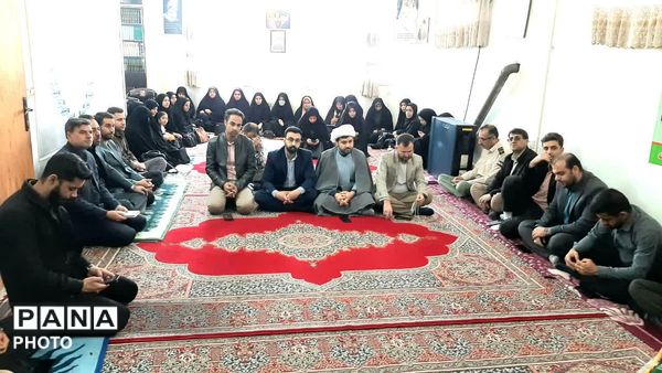 دیدار معاونین و مربیان پرورشی با امام جمعه شهر آشخانه