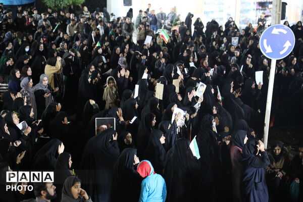  ادای احترام به ارتحال رهبر معظم انقلاب