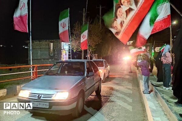 گذری بر رژه خودرویی در شهر دارالسادات بار نیشابور 