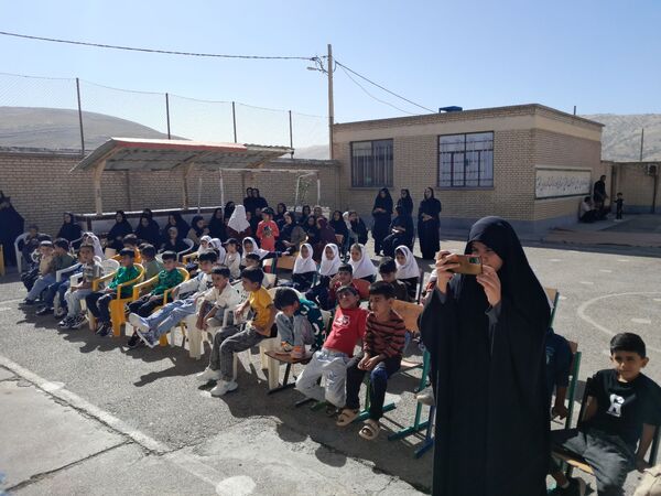 جشن باشکوه آغاز سال تحصیلی در مدرسه انقلاب حیدرخانی