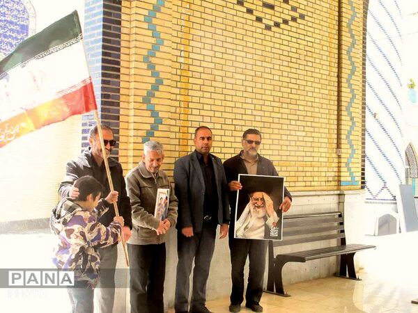 دسته عزاداری اربعین شهادت رهبر معظم انقلاب و دانش‌آموزان شهید میناب در شهرکیان