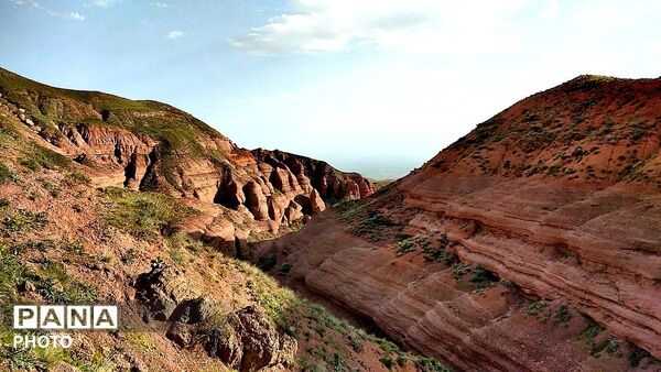 کوه های زیبای تخت پلنگ نیشابور 
