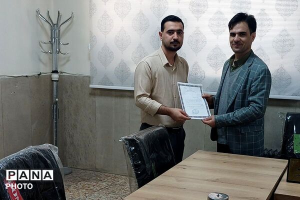 تجلیل از معلمان و دانش آموزان فعال در حوزه های امورتربیتی