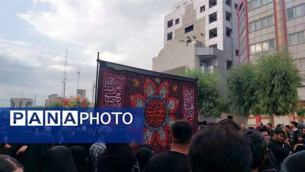 جلوه‌هایی از حرکت نمادین کاروان اسرای کربلا در قم