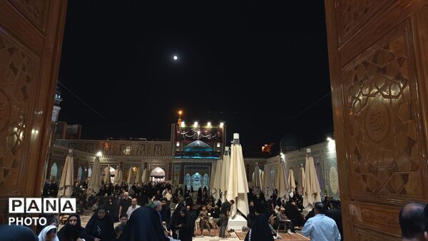 در مظهر بهشت