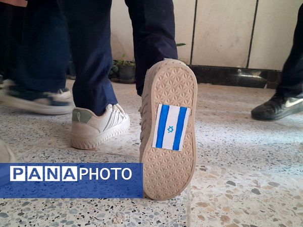 گرامیداشت سیزده آبان در دبیرستان مادرمهربان خلیل آباد