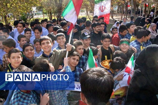 فریاد استکبارستیزی در قیامدشت طنین‌انداز شد