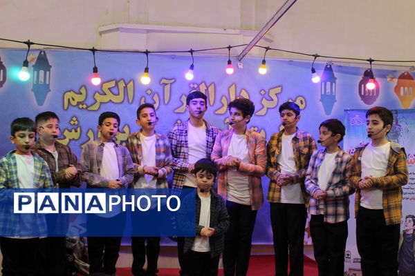  حال هوای غرفه وزارت آموزش و پرورش در سی و دومین نمایشگاه بین‌المللی قرآن کریم 