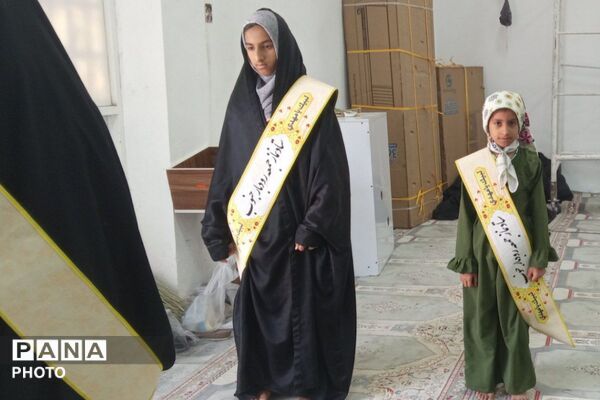 مصلای رودبار جنوب، با طنینِ تکبیر و حضورِ پرشورِ مؤمنان، غرق در نور شد