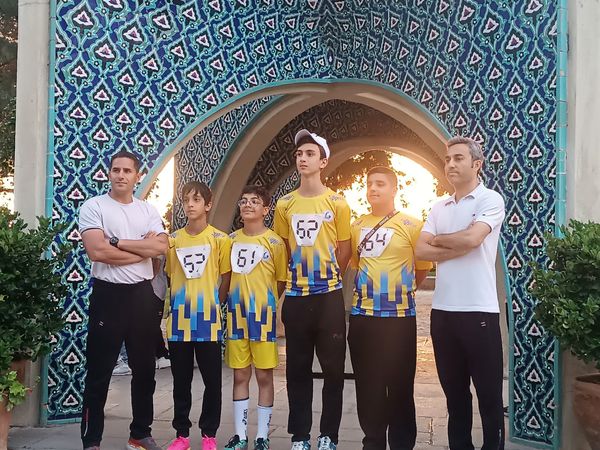 بازدید پسران دومیدانی کاران استان خراسان رضوی از آرامگاه عطار و خیام