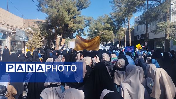 اقتدار ملت ایران در راهپیمایی روز ۱۳ آبان شهرستان خلیل‌آباد 