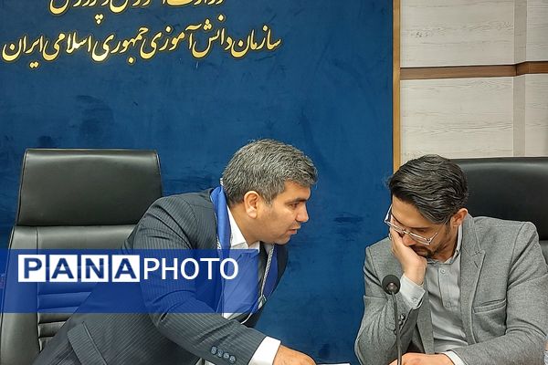 نشست فصلی و توان افزایی مأمورین و مسئولین سازمان دانش‌آموزی شهرستان‌های استان تهران 