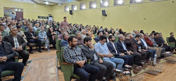انتخابات انجمن اولیاء و مربیان مدرسه شهید‌رجایی یک بجنورد