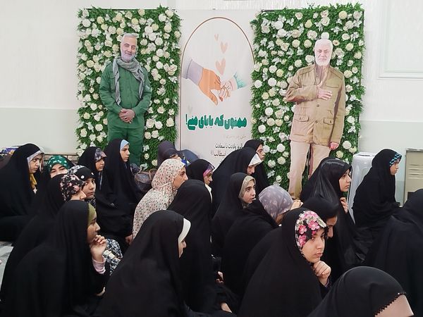 حضور پرشور نوجوانان در اعتکاف دانش‌آموزی مسجد امام سجاد(ع)