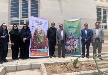 پویش کاشت نهال در مدرسه شهید رجایی استان ایلام برگزار شد