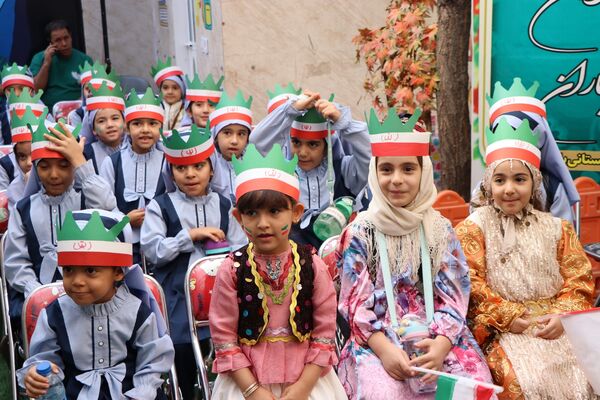 غنچه های بهارستانی آغاز سال تحصیلی را جشن گرفتند