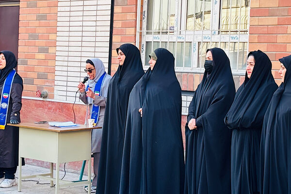 برگزاری همایش یاوران مقاومت در مدرسه عفت آهنگری ناحیه یک شهرری