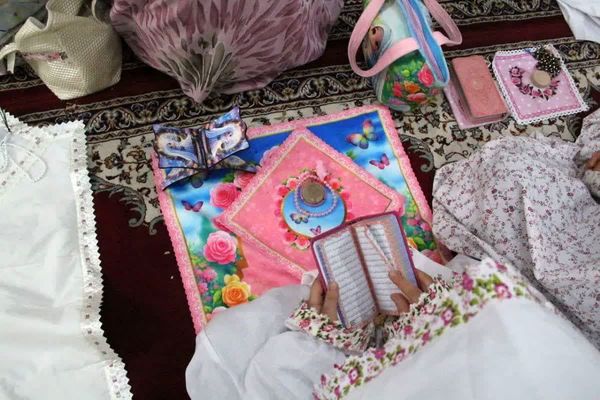 جلوه‌های معنویت و ایثار در اعتکاف مسجد الزهرا(س) قیامدشت