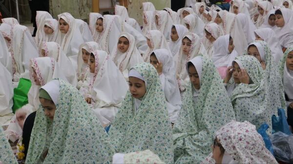 بهار بندگی، جشن تکلیف فرشتگان بهشتی ملارد در آستان مقدس امامزاده بی‌بی سکینه