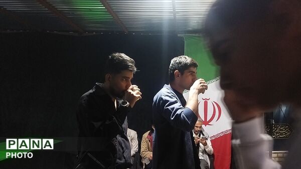 گذری بر موکب فلکه ایران نیشابور در چهل و چهارمین شب از اجتماعات مردمی 