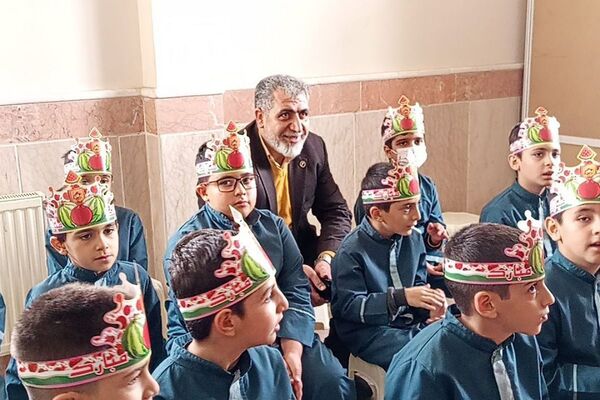 شکوه شب یلدا در مدرسه پیامبر اعظم (ص) فیروزکوه