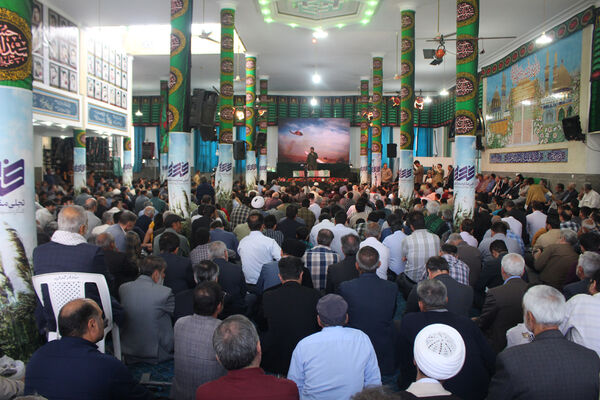 حضور نوجوانان در سی و پنجمین یادواره شهدای روستای فردوی قم