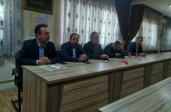 زنگ نماز متمرکز استانی در دبیرستان شهید پناهی ناحیه 3 کرج  نواخته شد