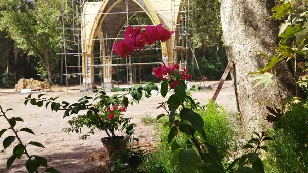 ادای احترام دانش آموزان پایه دهم  دبیرستان شاهد ابوذر غفاری به مقام شامخ شهدا