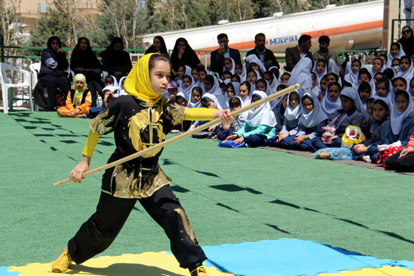 المپیاد ورزشی در دبستان غیرانتفاعی امام صادق(ع) شهرکرد