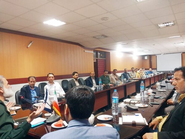 جلسه اعضای شورا و مدیران کانون‌های بسیج فرهنگیان قطب شهیدمدرس