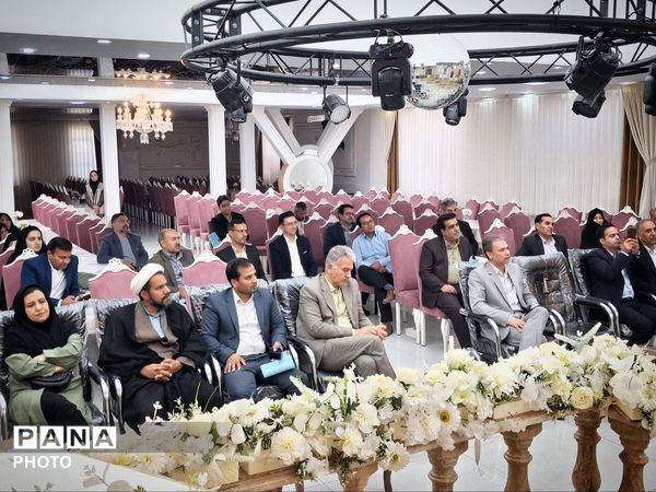 جلسه هماهنگی فرآیند ارزیابی و پایش جامع عملکرد مدارس مقطع متوسطه شهرستان کاشمر 