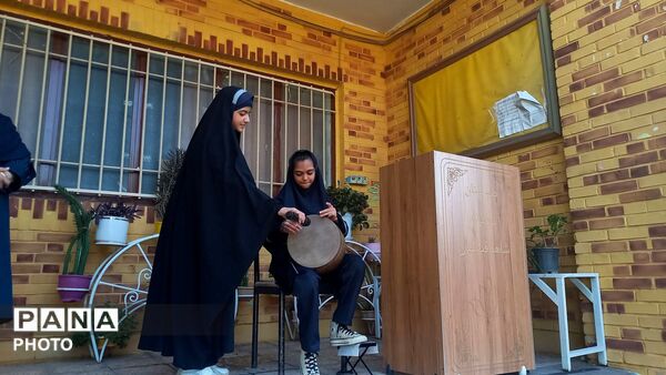 جشن جوانه ها در مدرسه شاهد قدسیان 