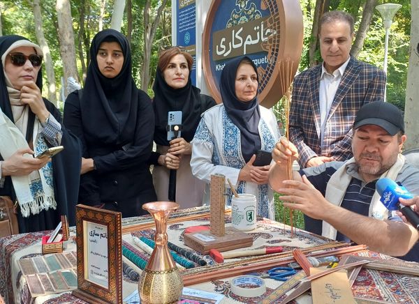 آیین بهره‌برداری از گذر صنایع دستی اصفهان