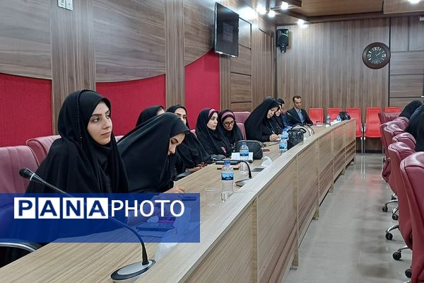 نشست تخصصی معاونین آموزش ابتدایی مناطق ۲۱ گانه شهرستانهای تهران 