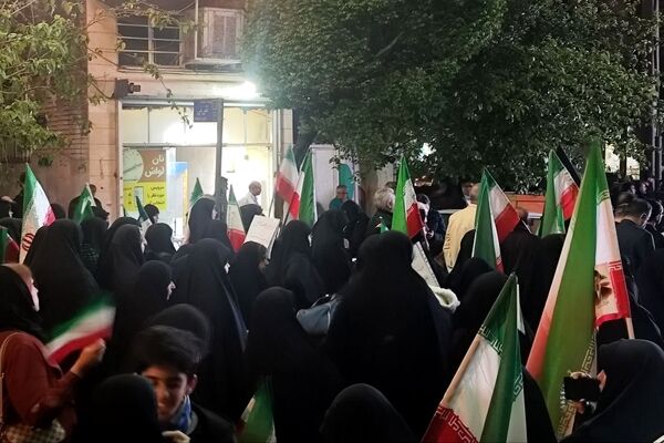 اجتماع مساجد منطقه ۱۰ تهران و بزرگداشت شهدای مدافع جمهوری اسلامی ایران 