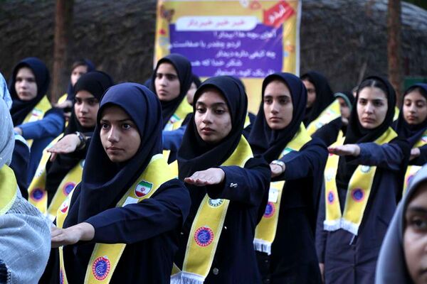 پیش اردوی ملی تشکیلات پیشتازان دختر استان کرمان