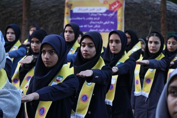 پیش اردوی ملی تشکیلات پیشتازان دختر استان کرمان