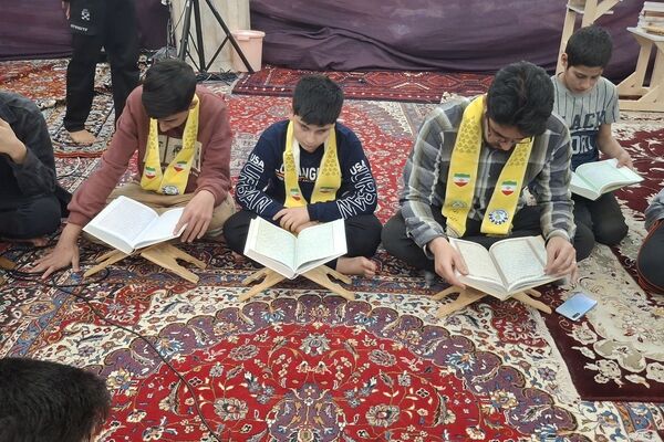 اعتکاف دانش‌‌آموزی شهرستان میناب 