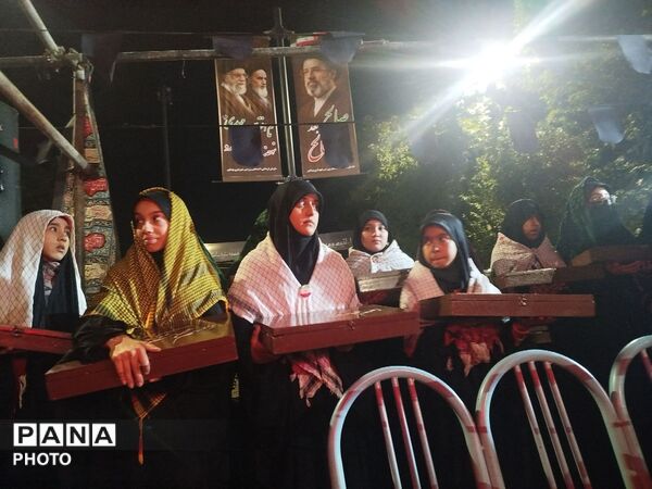 حضور پرشور مردم شهرستان نیشابور در صد و شصت و پنجمین شب از اجتماعات در حسینیه امام خمینی