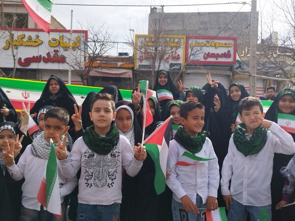 راهپیمایی 22 بهمن در شهرستان فاروج 