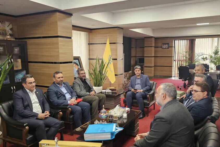تقویت همکاری وزارت ارتباطات و ارشاد برای برگزاری نمایشگاه کتاب تهران
