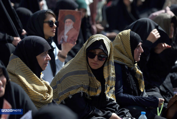 نماز جمعه تهران به امامت مقام معظم رهبری