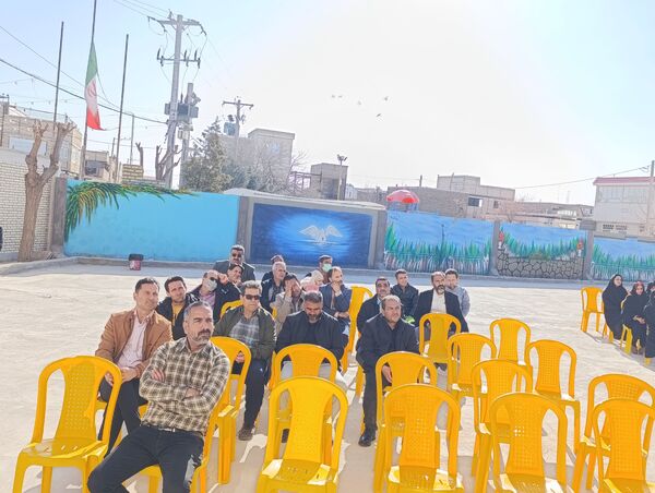 جلسه انجمن اولیا و مربیان آموزشگاه نمونه دولتی مرحوم طاووسی