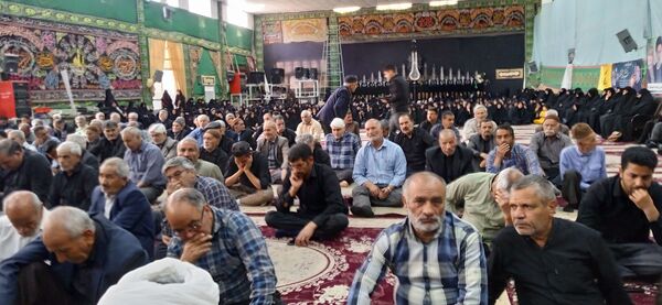 برگزاری دعای ندبه و یادواره شهدای خدمت در تکیه حسینی خلیل آباد