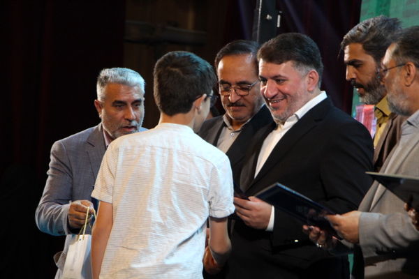 اختتامیه چهل و دومین دوره مسابقات قرآن، عترت و نماز دانش‌آموزی یزد