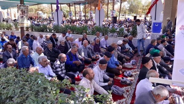نماز جمعه در جوار شهدای بهشت فضل نیشابور 
