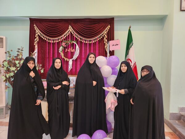 همایش گفتمان سازی الگوی سوم زن مسلمان و کنشگری جمعیت در تبریز