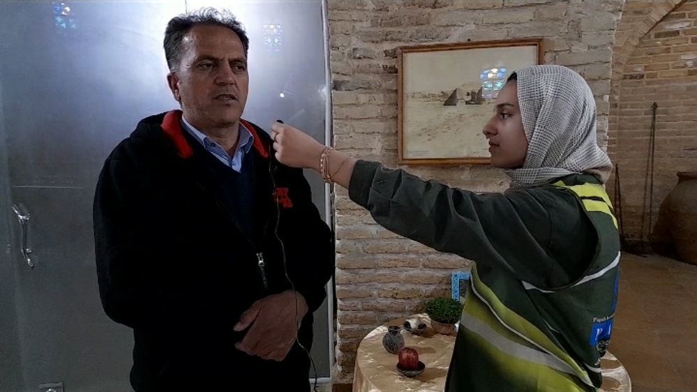 استقبال از مسافرین نوروزی به شهر ساوه 