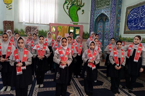 جشن نیمه شعبان در دبستان شهید آقچه‌‍‌لو رباط‌کریم