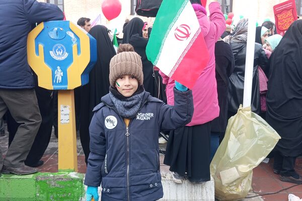 راهپیمایی یوم‌الله ۲۲بهمن در کرمانشاه 